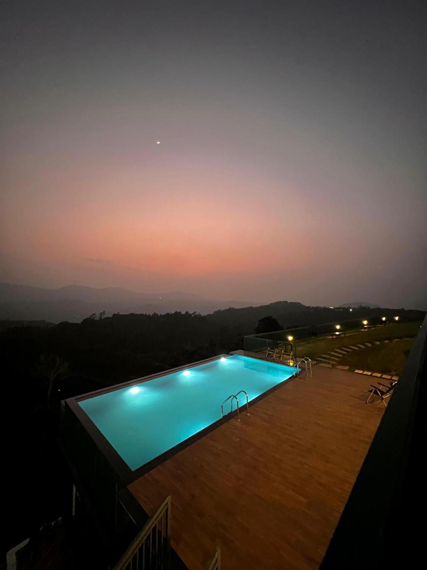 Cloudy Court Resort Idukki Exterior foto